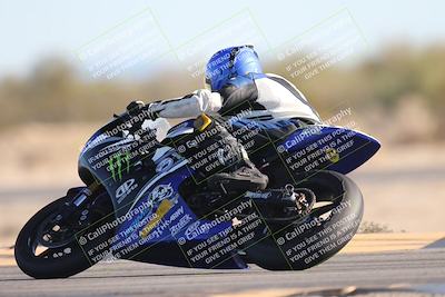 media/Dec-07-2025-CVMA (Sun) [[3e7d2de5dc]]/Race 12- Formula 40 MW and LW/